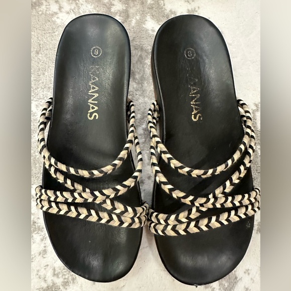 Kaanas Slides - Picture 4 of 5